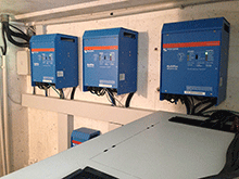 Installation Wechselrichter/Lader Installation Wechselrichter/Lader